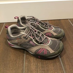 Teva Gray Pink Hiking Sneakers